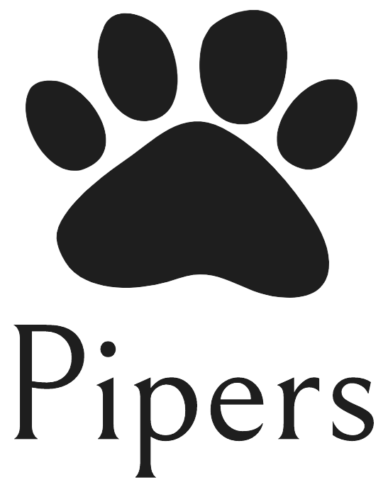 Pipers_Black.png
